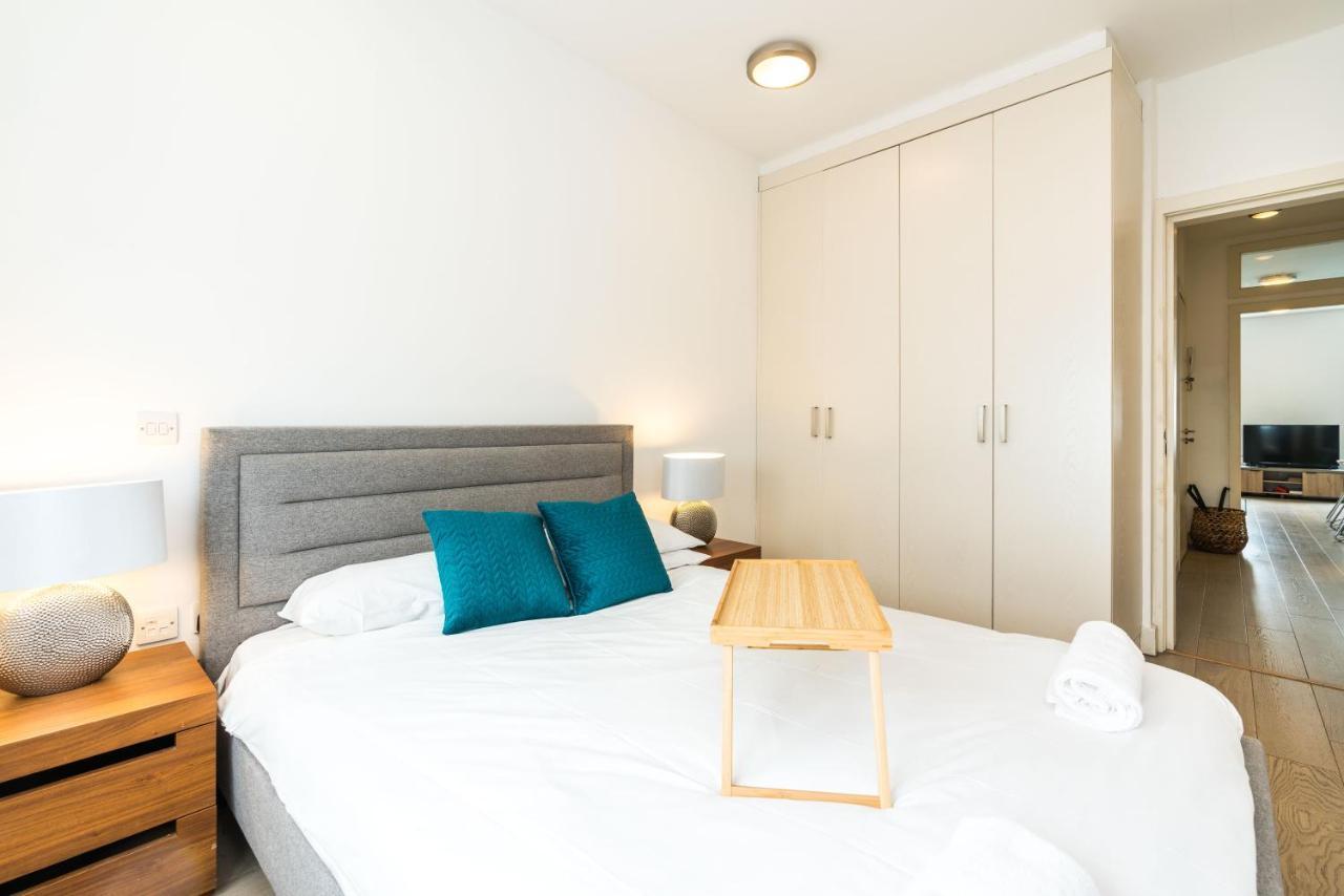 Spacious 2 Bedroom / Earls Court / Kensington 런던 외부 사진