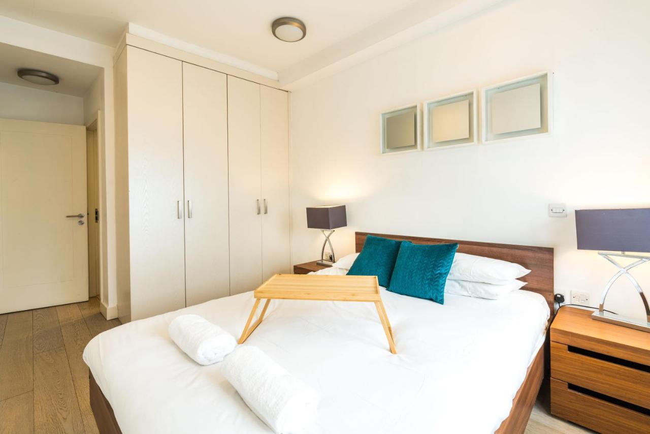 Spacious 2 Bedroom / Earls Court / Kensington 런던 외부 사진