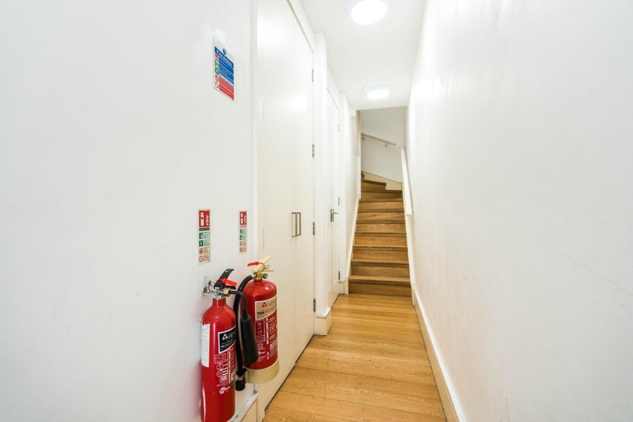 Spacious 2 Bedroom / Earls Court / Kensington 런던 외부 사진