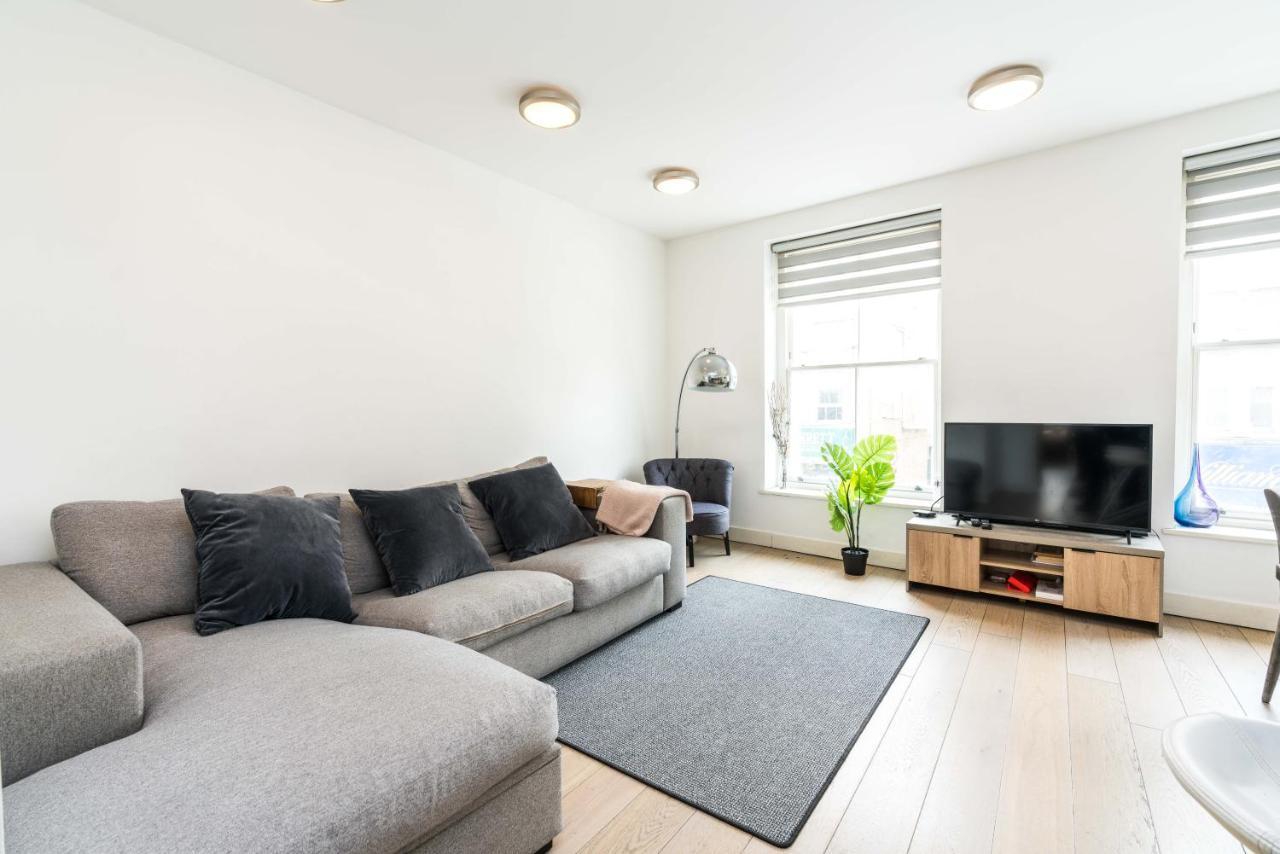 Spacious 2 Bedroom / Earls Court / Kensington 런던 외부 사진